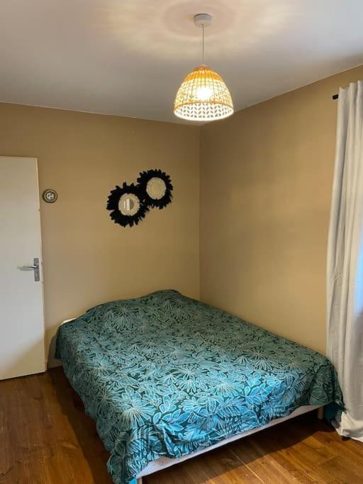 Logements Chaleureux Dans Maison Avec Piscine A 35 Min De Lyon Alix Dış mekan fotoğraf